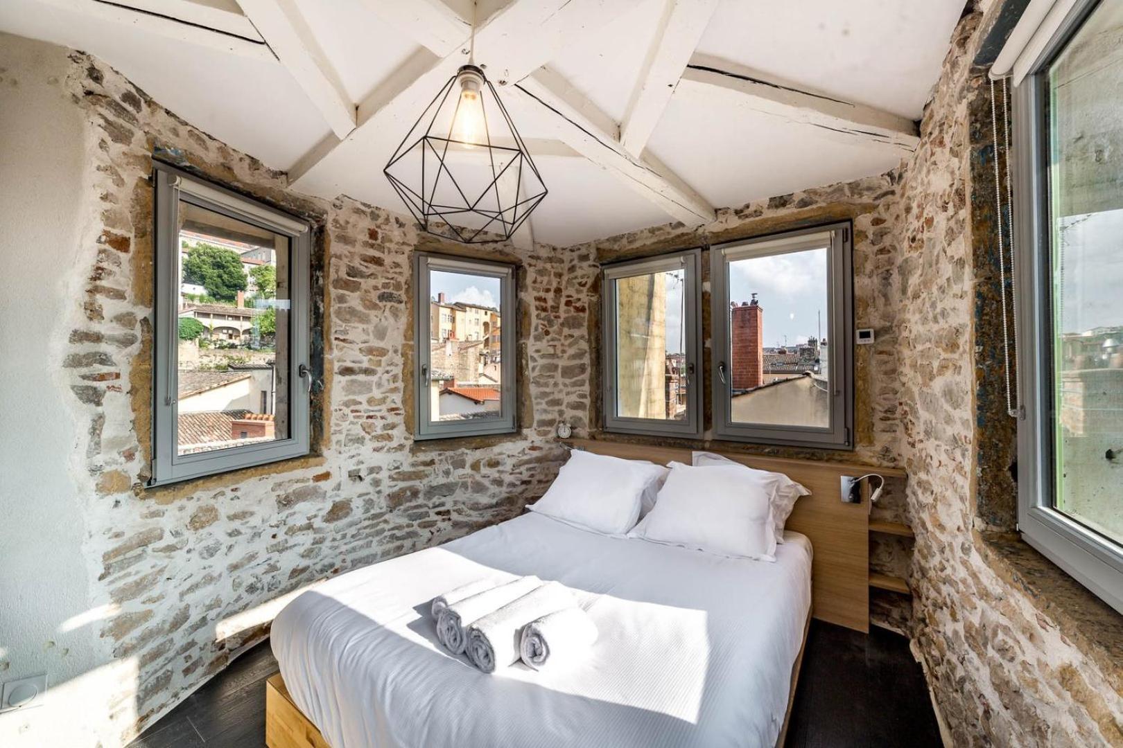 Sky'Room - Jacuzzi & Vue - Vieux Ліон Екстер'єр фото
